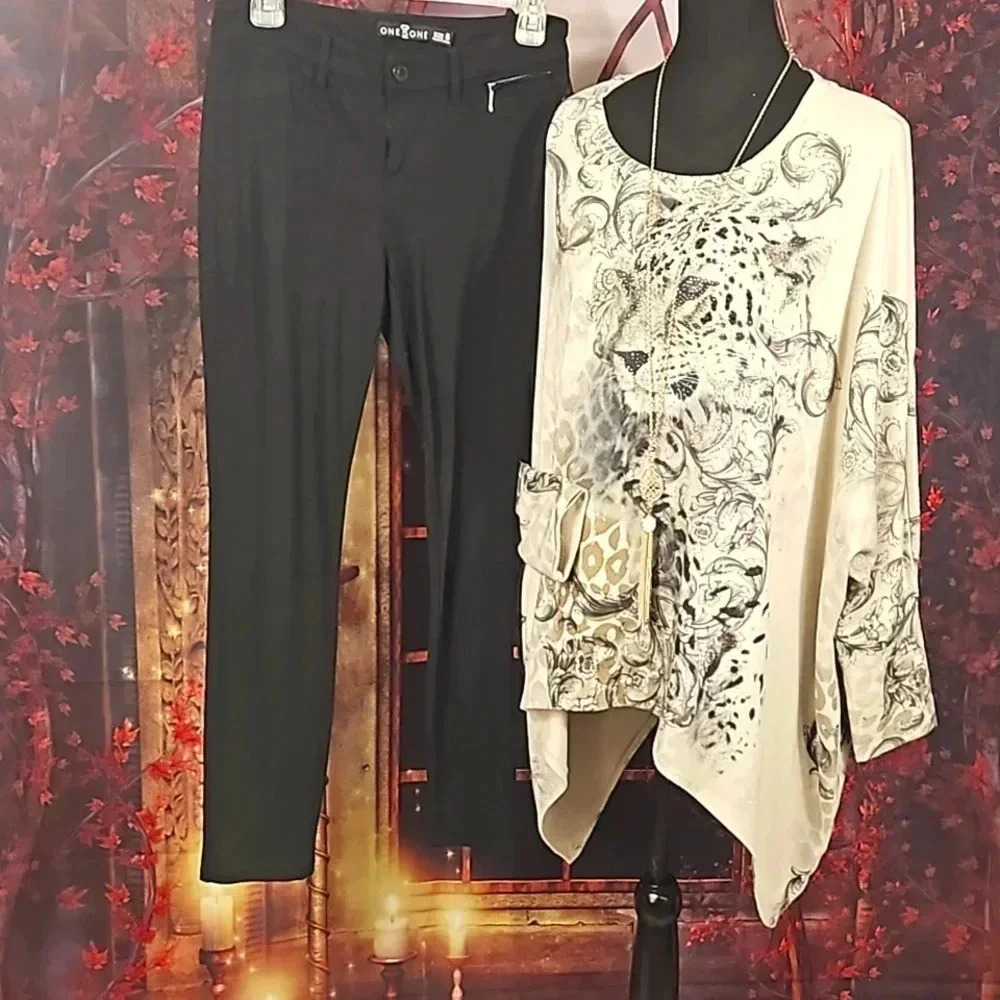Vintage Long Sleeve Batwing Top with Cheetah Pattern